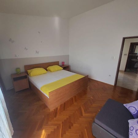 Apartment 2 Подстрана Екстериор снимка